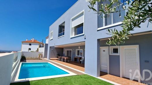 Luxus-Haus in Sobral de Monte Agraço, Lissabon