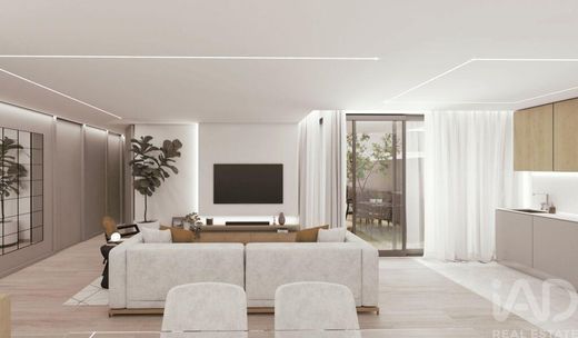 Apartment / Etagenwohnung in Porto, Distrito do Porto