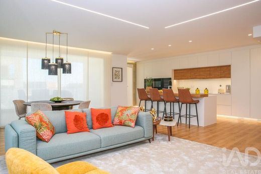 Piso / Apartamento en Alverca do Ribatejo e Sobralinho, Vila Franca de Xira