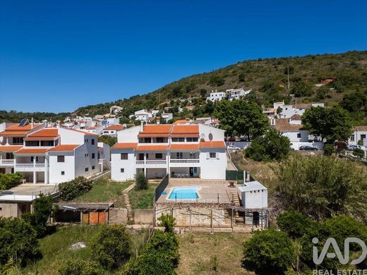 Luxury home in Alte, Loulé