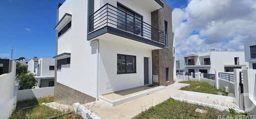 Luxury home in Almada, Distrito de Setúbal