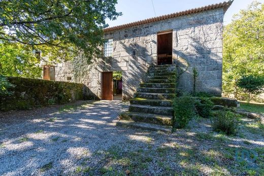 Luxury home in Brunhais, Póvoa de Lanhoso