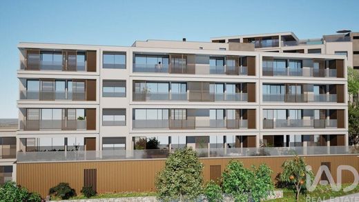 아파트 / Estreito de Câmara de Lobos, Câmara de Lobos