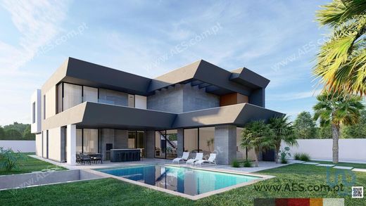 Luxury home in Verdizela, Seixal