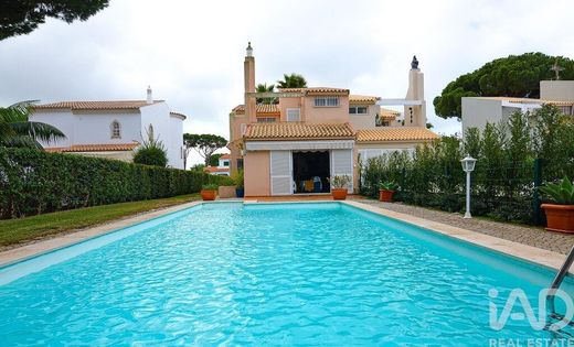 Luxe woning in Quarteira, Loulé