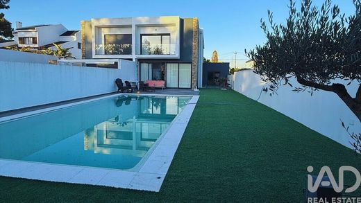 Casa de lujo en Seixal, Setúbal