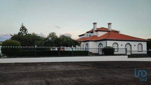 Casa de lujo en Relva, Ponta Delgada