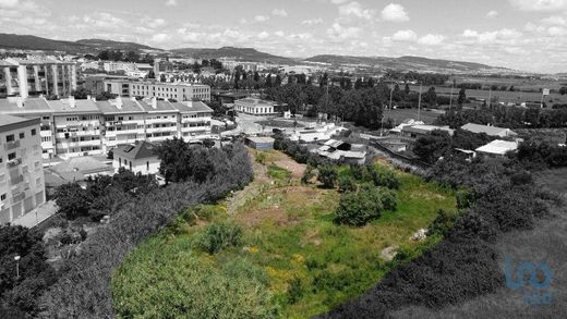 Land for sale in Loures