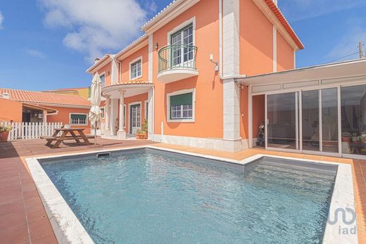 Luxury home in Encarnação, Mafra