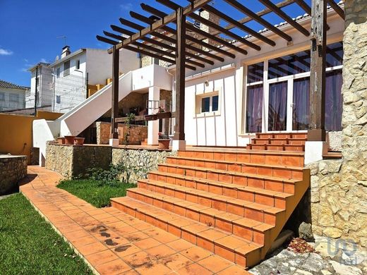 Luxe woning in Turcifal, Torres Vedras