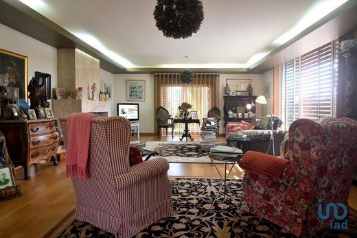 Luxury home in Oliveirinha, Aveiro