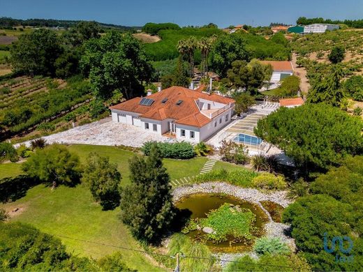 Luxury home in Moita dos Ferreiros, Lourinhã