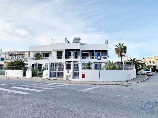 Casa di lusso a Moncarapacho e Fuzeta, Olhão