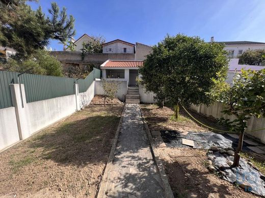 Casa de luxo - Charneca de Caparica, Almada