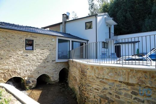 Maison de luxe à Tarei, Santa Maria da Feira