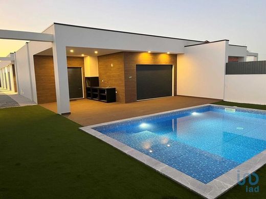 Luxury home in Quinta das Laranjeiras, Vila de Rei