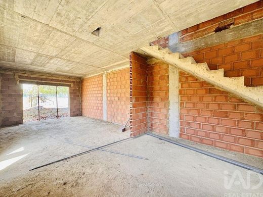 Luxury home in Quinta das Laranjeiras, Vila de Rei