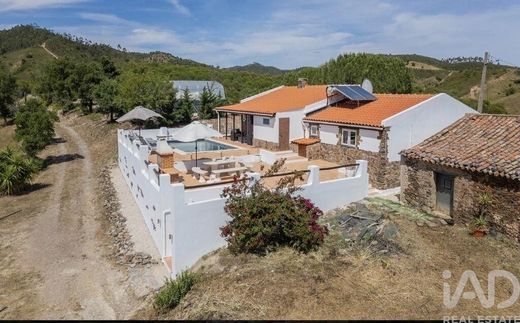 Luxus-Haus in São Bartolomeu de Messines, Silves
