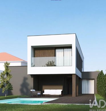 Luxury home in Bitarães, Paredes