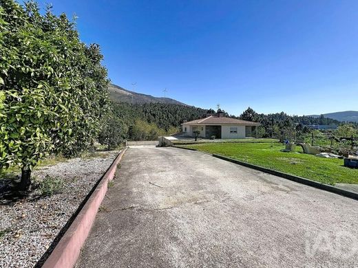 Luksusowy dom w Rio Mau, Penafiel