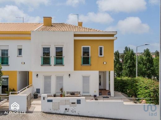 Элитный дом, Lourinhã, Distrito de Lisboa