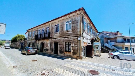 Lüks ev Barrosas, Distrito do Porto