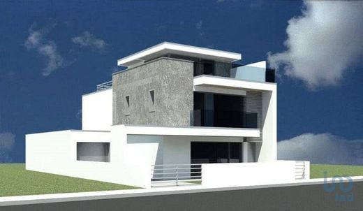 Luxury home in Bufarda, Peniche