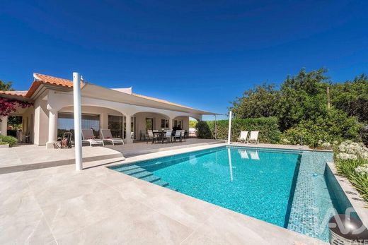 Luxury home in Almancil, Loulé