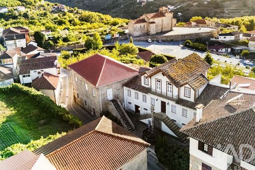 Farma w São Martinho de Mouros, Resende