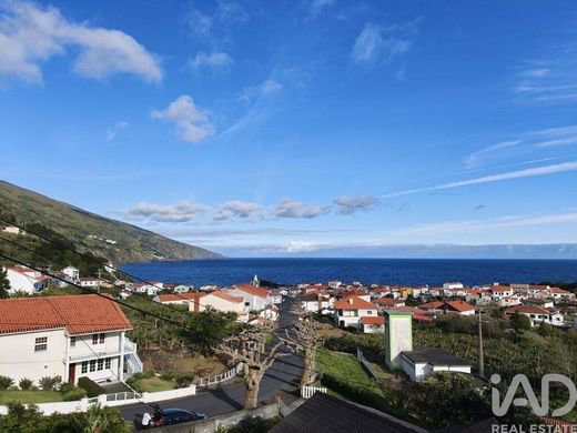 Luxury home in Ribeiras, Lajes do Pico