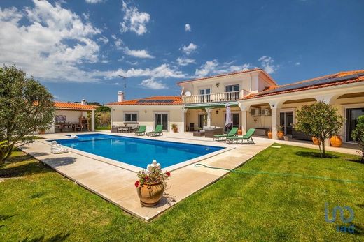 Luxury home in Olho Marinho, Óbidos