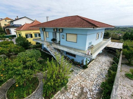 Luxus-Haus in Cadaval, Lissabon