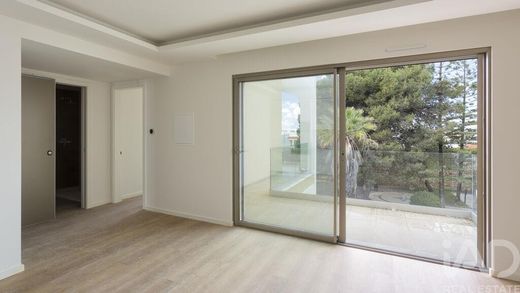 Apartment / Etagenwohnung in Alvor, Portimão