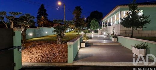 Luxus-Haus in Mouquim, Vila Nova de Famalicão