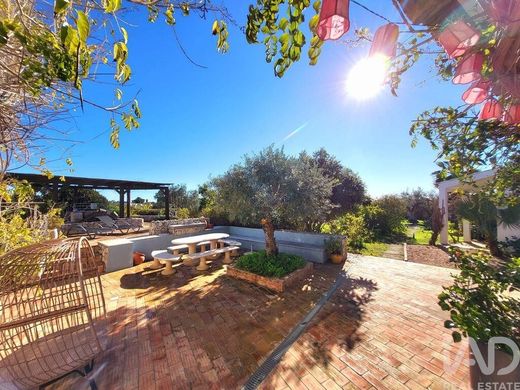 Casa di lusso a Luz de Tavira e Santo Estêvão, Tavira