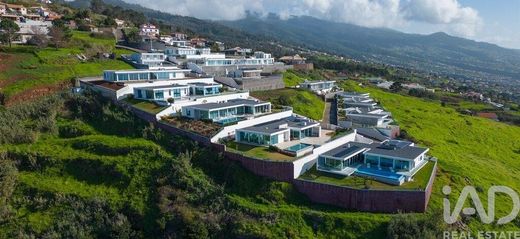 Πολυτελή κατοικία σε Prazeres, Calheta