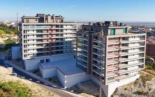 Piso / Apartamento en Alverca do Ribatejo e Sobralinho, Vila Franca de Xira