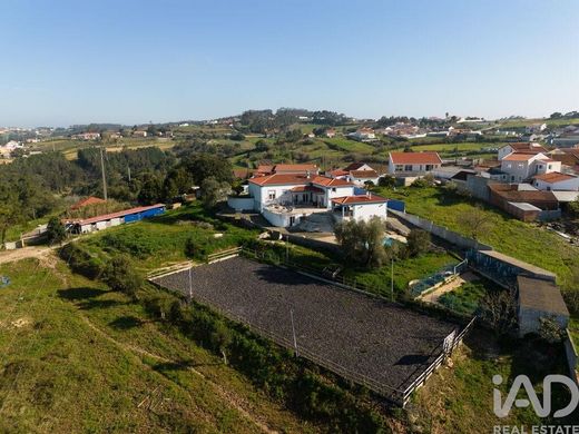 Guisado, Caldas da Rainhaの高級住宅