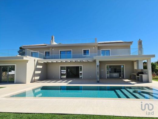 Luxury home in Quarteira, Loulé