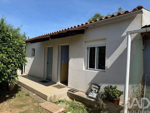 Land in Bensafrim e Barão de São João, Lagos