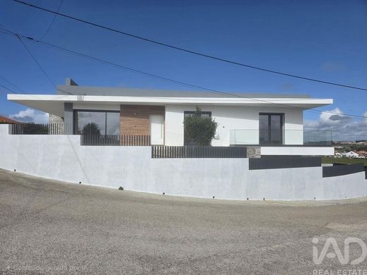 Luxury home in Silveira, Torres Vedras