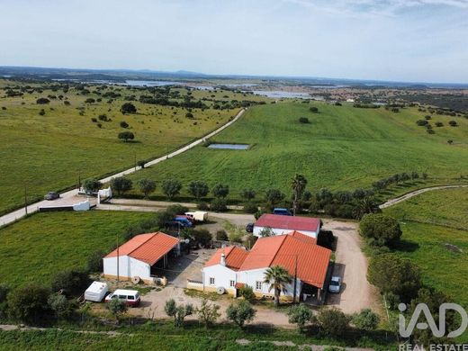 Casa di lusso a Mourão, Distrito de Évora