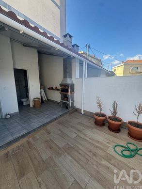 Casa de luxo - Santa Iria de Azoia, São João da Talha e Bobadela, Loures