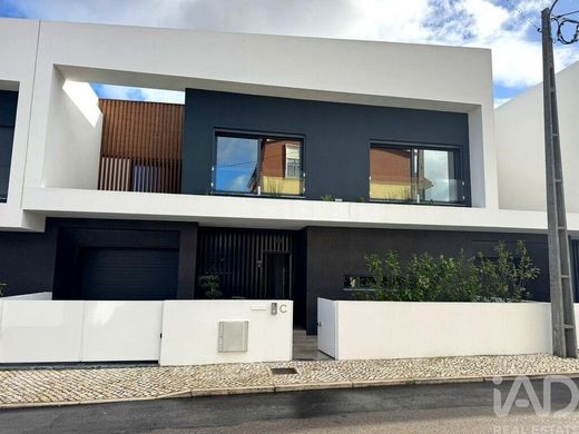 Luxury home in Loures, Lisbon