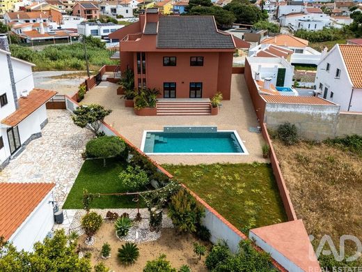 Lüks ev Charneca de Caparica, Almada
