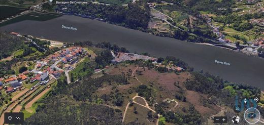 Grundstück in Foz do Sousa, Gondomar