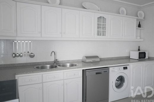 Luxury home in Fernao Ferro, Seixal