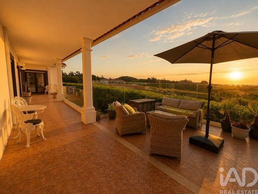 Luxury home in Pinhal, Alcobaça
