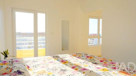 Daire Torres Vedras, Distrito de Lisboa