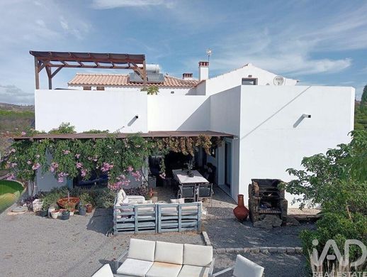 Casa di lusso a Ribeira da Gafa, Vila Real de Santo António